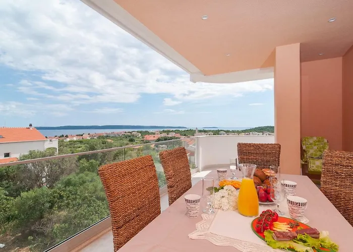 Beautiful With Private Pool Trogir