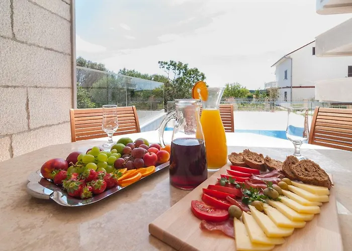 Beautiful With Private Pool 아파트 *