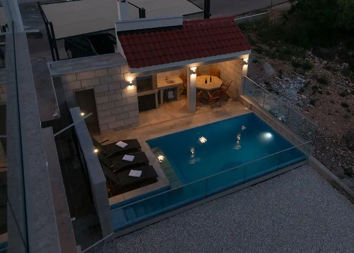 아파트 Beautiful With Private Pool *